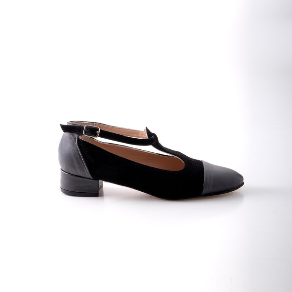Ballerina with T-strap